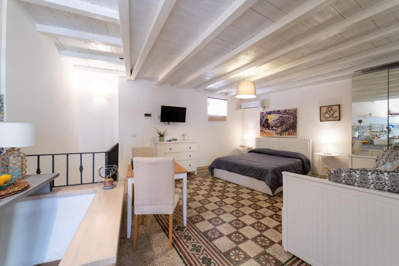 Casa Talete Cozy Apartment In Ortigia - First Floor Syracuse Eksteriør billede